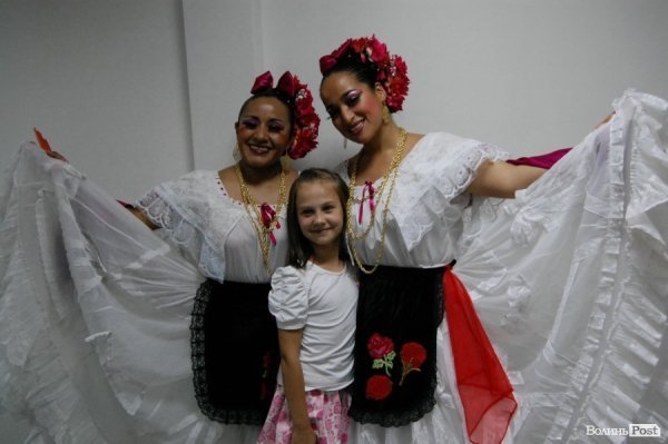 «Поліське літо з фольклором» завершили парадом, концертом і феєрверком. ФОТО