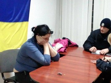 У Луцьку нетвереза жінка влаштувала стриптиз у міськвідділі