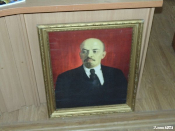 «Апокаліпсис» в офісі волинських комуністів. ФОТО