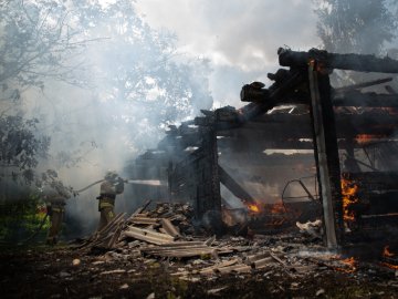 У Луцькому районі горіла літня кухня. ФОТО