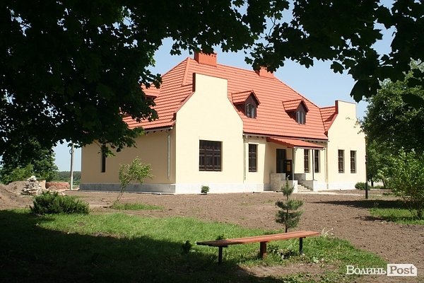 В Устилузі завершують реставрацію садиби Стравінського. ФОТО