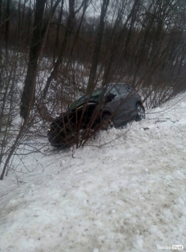 На трасі Луцьк-Ковель в ДТП насмерть розбився лучанин. ФОТО