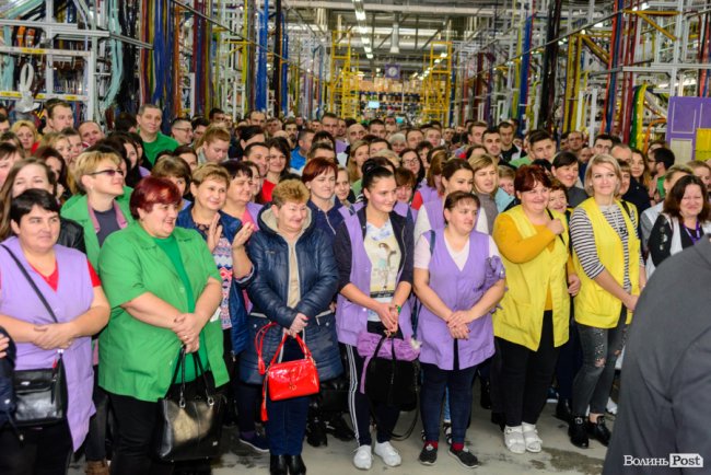 Нагорода – для найкращих: на заводі «Кромберг енд Шуберт» влаштували грандіозне вручення «Оскарів». ФОТО