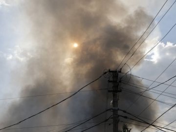 Окупанти обстріляли точку видачі гуманітарної допомоги під Херсоном: є поранені