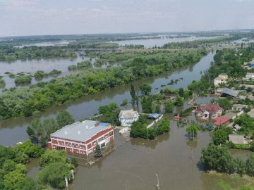 Росіяни мародерять в затоплених селах на лівобережжі Херсонщини