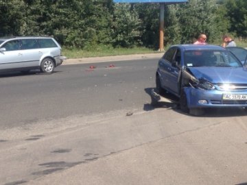 ДТП у Луцьку: на Набережній зіткнулися дві автівки. ФОТО