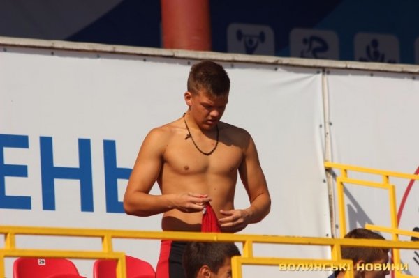 На оновленому «Авангарді» пройшли перші змагання. ФОТО