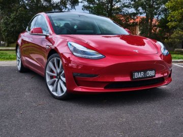 Які марки електрокарів шукають українці найчастіше в Інтернеті 