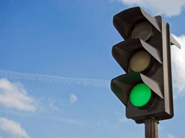 Лучани просять встановити світлофор на аварійному перехресті