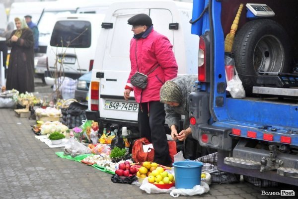 Центральний ринок. БУДНІ МІСТА