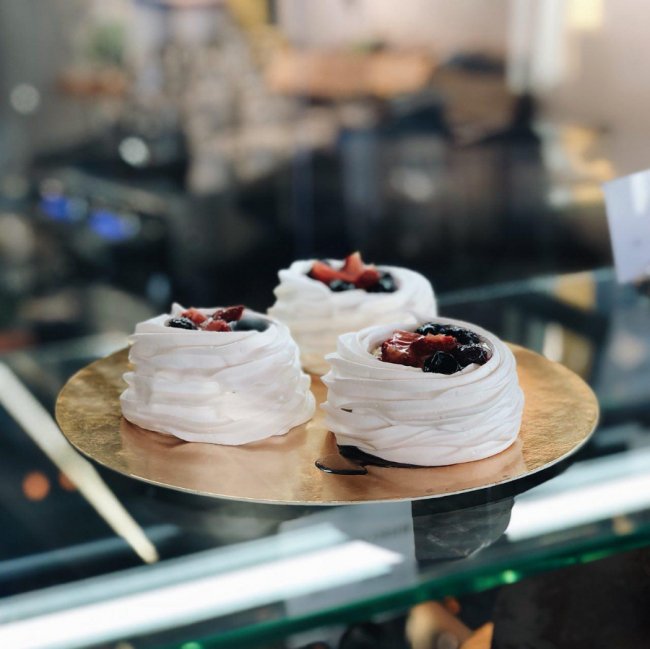 У «Ring Coffee»  – 50% знижки на торти і десерти*