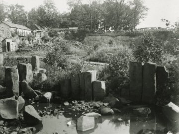 Як на Волині добували базальт в 1930-х роках. ФОТО