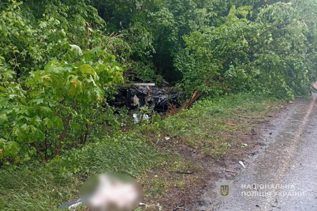 35-річний водій загинув: повідомили деталі аварії на Волині, у якій легковик зіткнувся з вантажівкою 