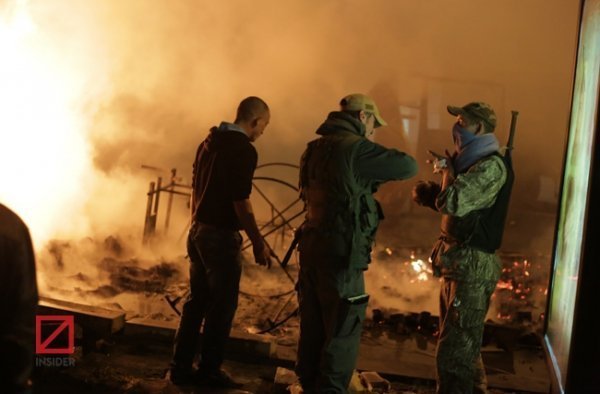 На Майдані горіла барикада. ФОТО