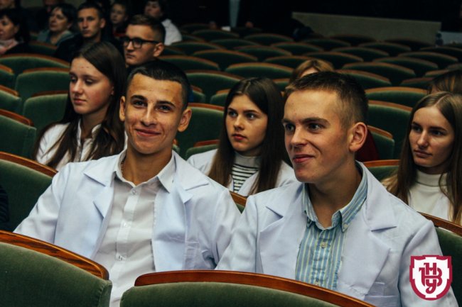 ВНУ імені Лесі Українки поповнився 4400 студентами. ФОТО