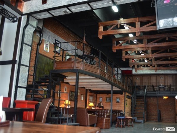Паб з дивним післясмаком. Смачного Луцька!