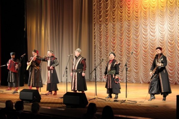 У Луцьку відзначили День Конституції. ФОТО