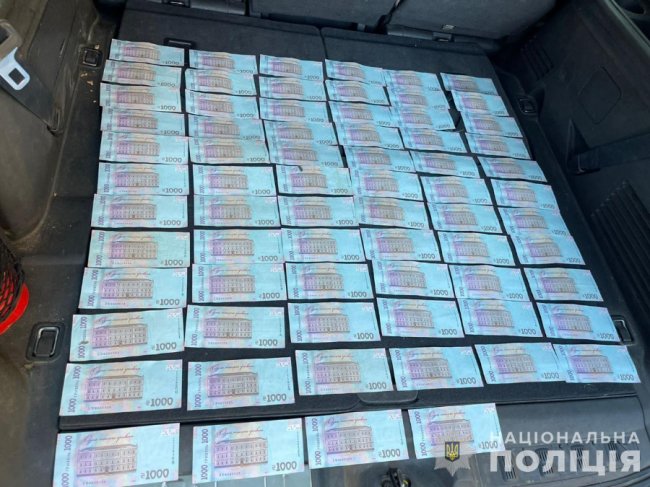 Волинські поліцейські затримали зловмисників, які нелегально продавали зброю по всій Україні