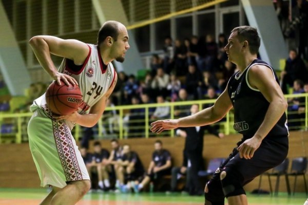 «Волиньбаскет» у драматичному матчі програв «Кременю»