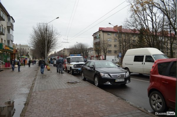Бунт у Луцьку: як перекривали дорогу. ФОТО. ВІДЕО