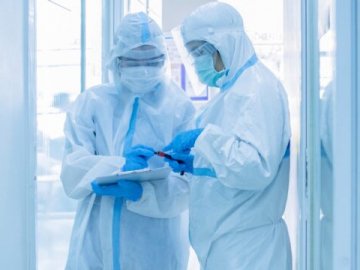 У якому віці в Україні найбільше помирають від коронавірусу