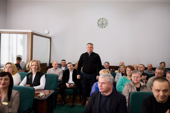 У Луцькій міській раді представили нових радників та керівників