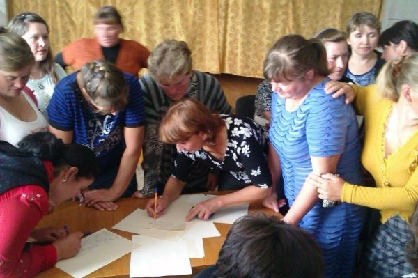 У селі на Волині бойкотували Перше вересня. ВІДЕО. ДОКУМЕНТ