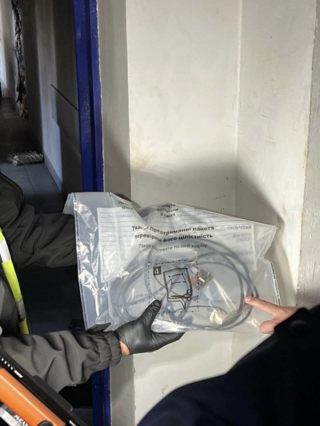 У звільненому Ізюмі знайшли кімнату тортур