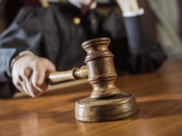 Судили волинянина, який п'яним за кермом авто розтрощив припаркований Hyundai