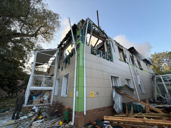 Обстріл Одеси: показали наслідки нічної російської атаки. ФОТО