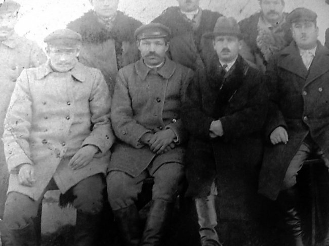 «Бережуть як зіницю ока»: волинська родина отримала у спадок печатку солтиса 