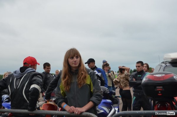 Під Луцьком визначили переможця з дрег-рейсінгу. ФОТО