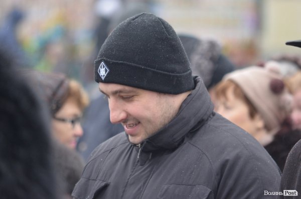 Віче на Театральному майдані: резолюція. ФОТО. ОНОВЛЕНО