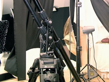 На Вінниччині австрієць та українка під виглядом модельної агенції облаштували дитячу порностудію. ФОТО