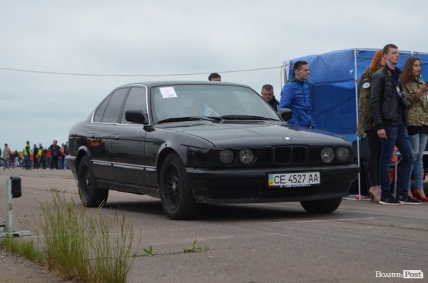 Під Луцьком визначили переможця з дрег-рейсінгу. ФОТО