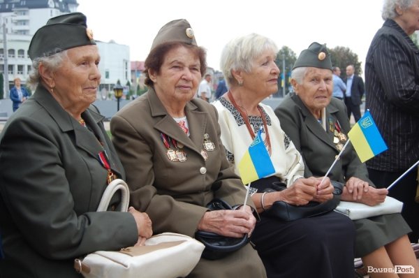 У День Прапора губернатор Волині говорив про місце України в Європі. ФОТО
