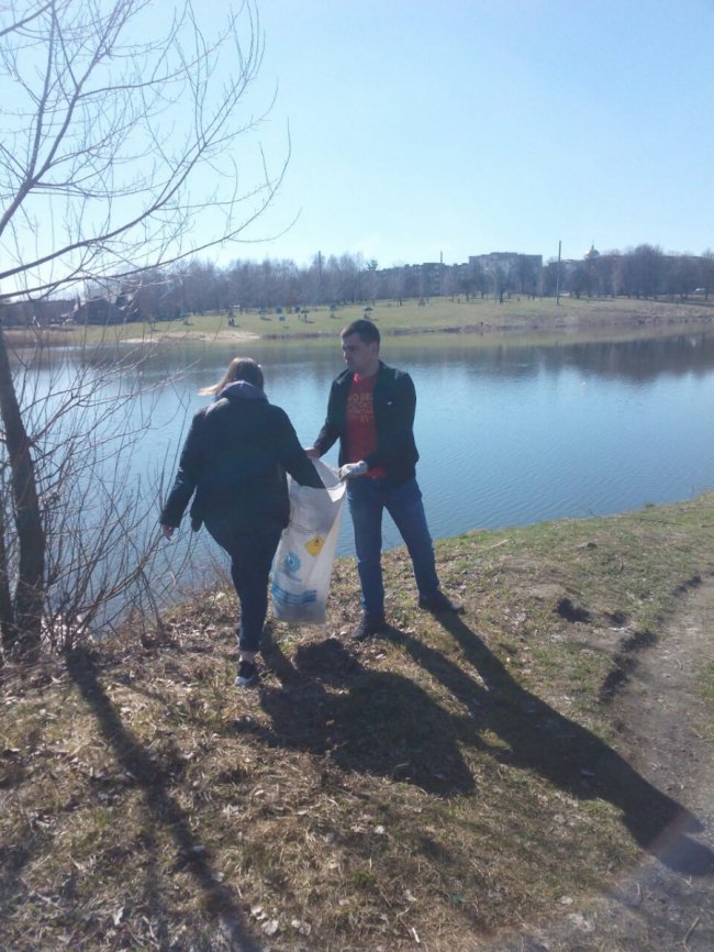 На Волині зібрали понад 200 мішків сміття з берегів водойм. ФОТО