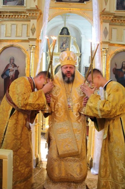 Митрополит Михаїл очолив богослужіння у волинському селі. ФОТО