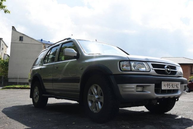 Для 14 ОМБр придбали позашляховик. ФОТО