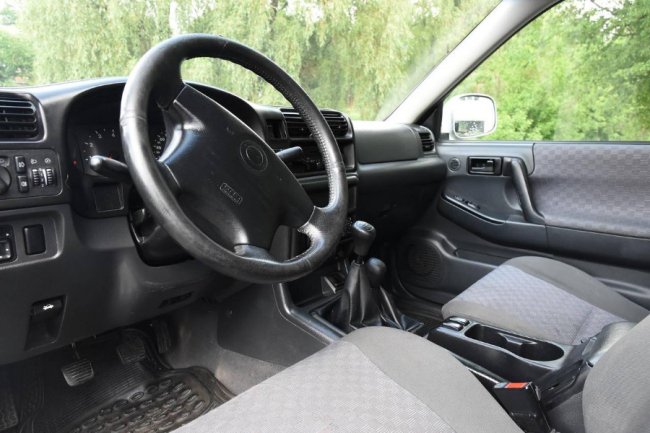 Для 14 ОМБр придбали позашляховик. ФОТО