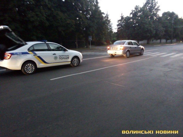 У Луцьку жінка потрапила під колеса автомобіля. ФОТО