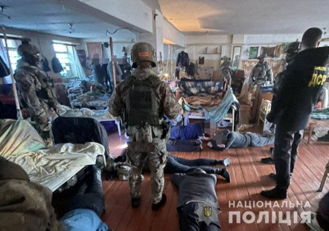 Гроші з наркобізнесу наповнювали «общак»: розповіли про схему, влаштовану «смотрящим»  колонії в Маневичах