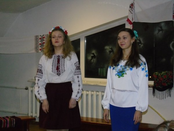 Луцькі студенти влаштували Андріївські вечорниці