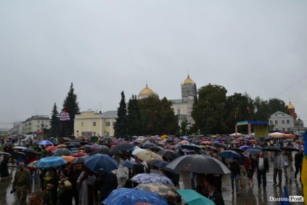 У Луцьку попрощалися з загиблим «айдарівцем». ФОТО 