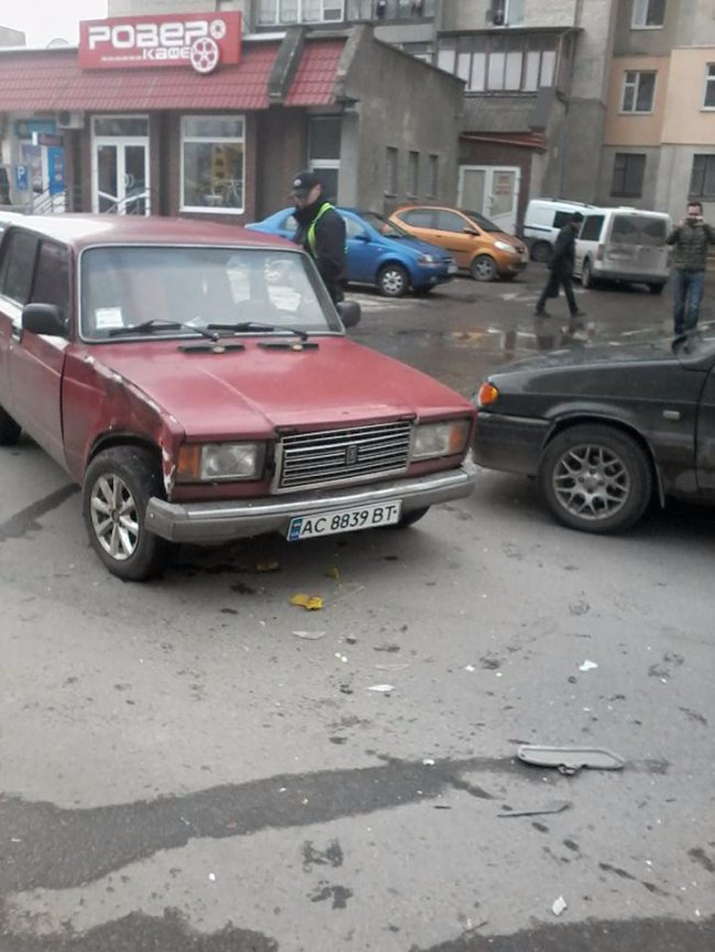 У Луцьку викрали авто, шукають свідків