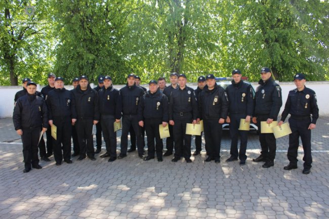 У Луцьку нагородили патрульних, які брали участь у війні з Росією. ФОТО