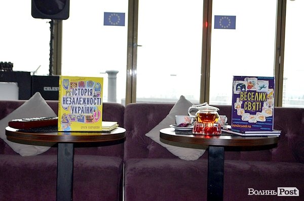 Брати Капранови зачитають «кобзореп» для лучан