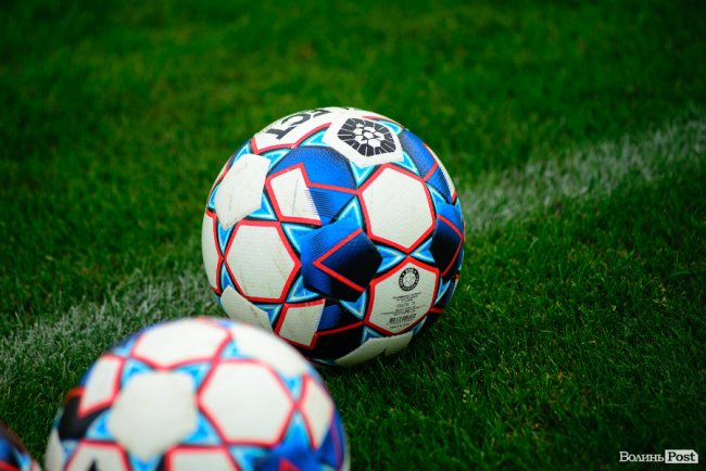 «Поступилися «Волині»: як журналісти відбігали матч проти футболістів луцького клубу. ФОТО
