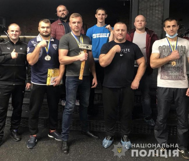 Волинський поліцейський здобув перемогу на чемпіонаті з армреслінгу