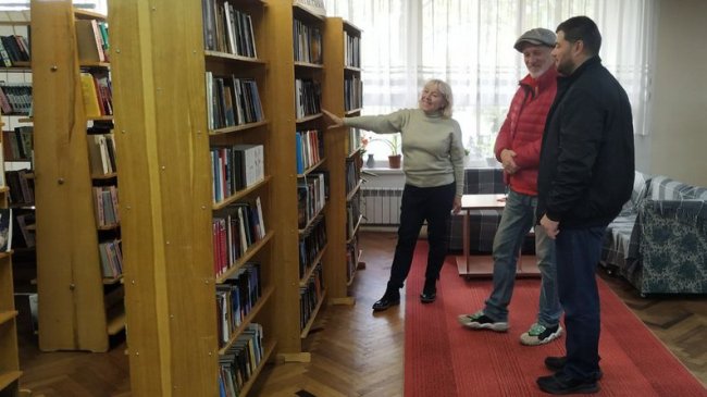 Понад 35 тисяч російських книг з фондів волинської наукової бібліотеки здали на макулатуру